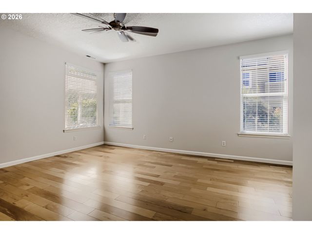 1515 Ne 64TH Ave, Hillsboro, OR 97124
