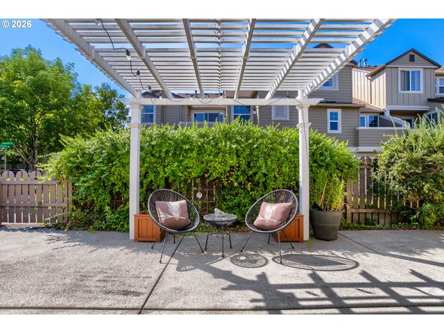 1515 Ne 64TH Ave, Hillsboro, OR 97124