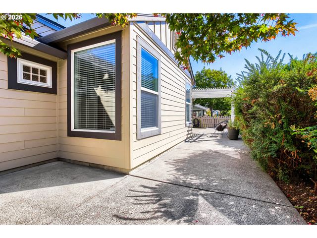 1515 Ne 64TH Ave, Hillsboro, OR 97124