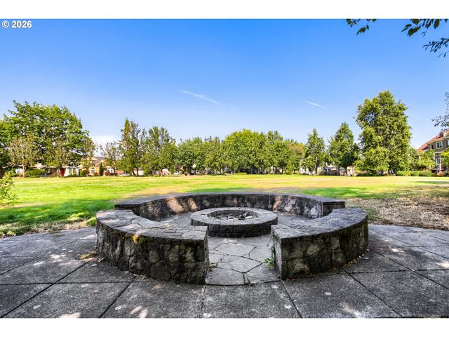 1515 Ne 64TH Ave, Hillsboro, OR 97124