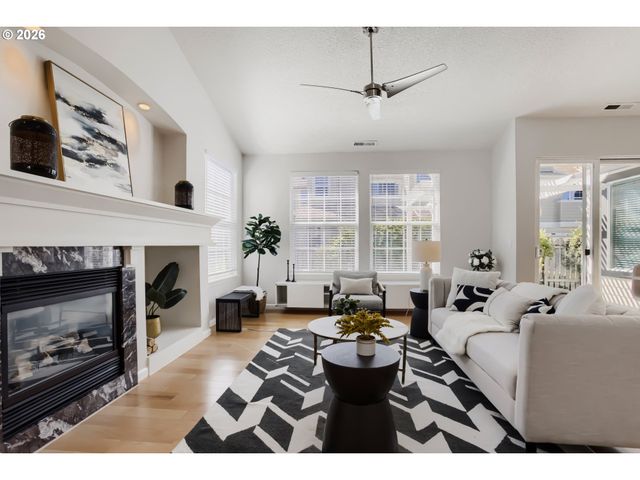 1515 Ne 64TH Ave, Hillsboro, OR 97124