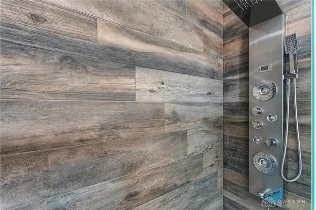 16 Adams Street, Dayton, OH 45410