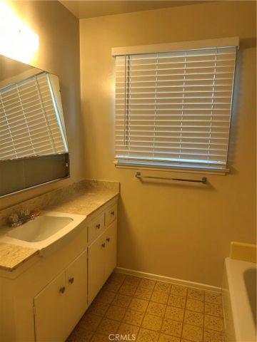 20221 Halsted Street, Chatsworth, CA 91311