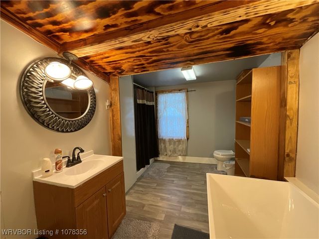 9900 Lancaster Road, Rudy, AR 72952