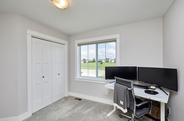 1216 NW 29th Street, Ankeny, IA 50023