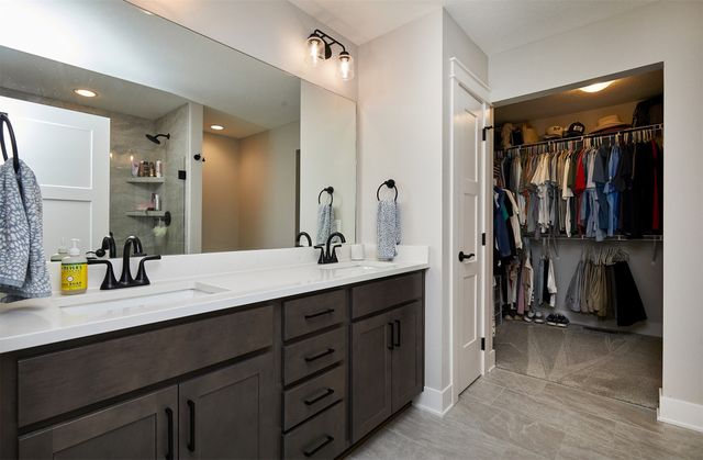 1216 NW 29th Street, Ankeny, IA 50023