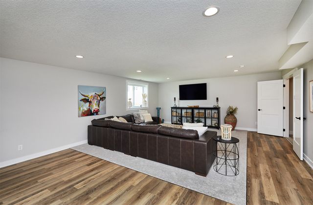 1216 NW 29th Street, Ankeny, IA 50023