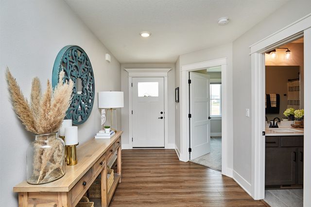 1216 NW 29th Street, Ankeny, IA 50023