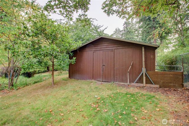 415 Manito Drive, Mount Vernon, WA 98273