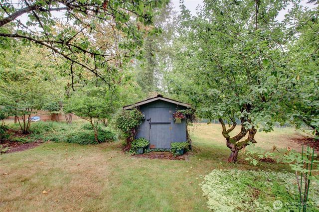 415 Manito Drive, Mount Vernon, WA 98273