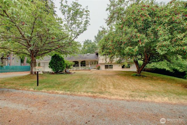 415 Manito Drive, Mount Vernon, WA 98273