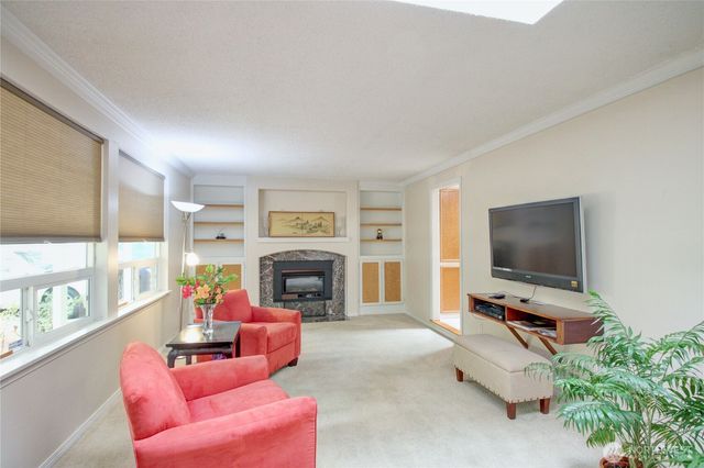 415 Manito Drive, Mount Vernon, WA 98273
