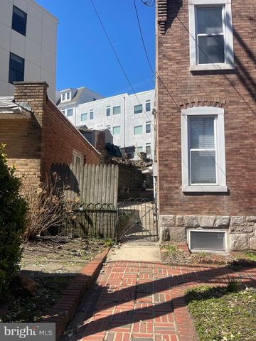 515 GORGAS LN, Philadelphia, PA 19128