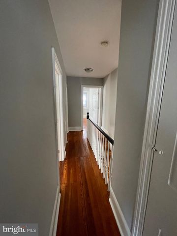 515 GORGAS LN, Philadelphia, PA 19128