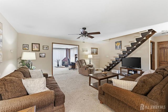 14 Sunrise Road, Old Bridge, NJ 08857