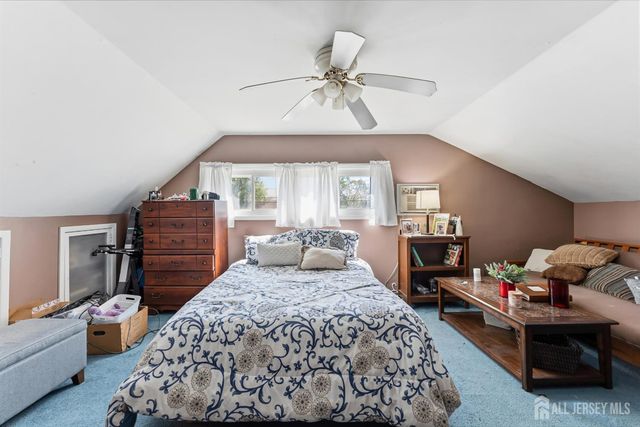 14 Sunrise Road, Old Bridge, NJ 08857