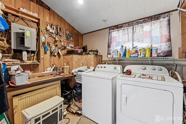 14 Sunrise Road, Old Bridge, NJ 08857