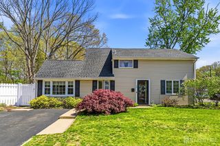 14 Sunrise Road, Old Bridge, NJ 08857