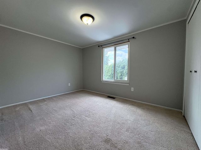 51130 S Foster Road, Chesterfield, MI 48047