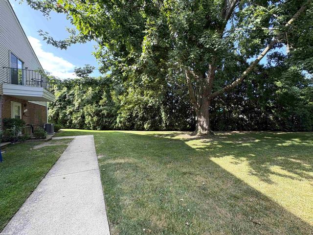 51130 S Foster Road, Chesterfield, MI 48047