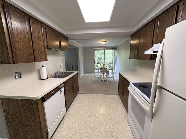 51130 S Foster Road, Chesterfield, MI 48047