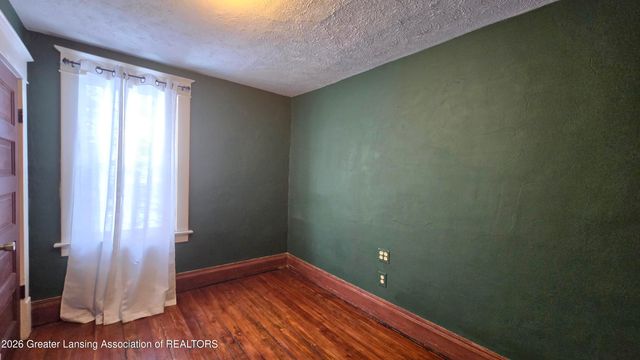 311 N Magnolia Avenue, Lansing, MI 48912