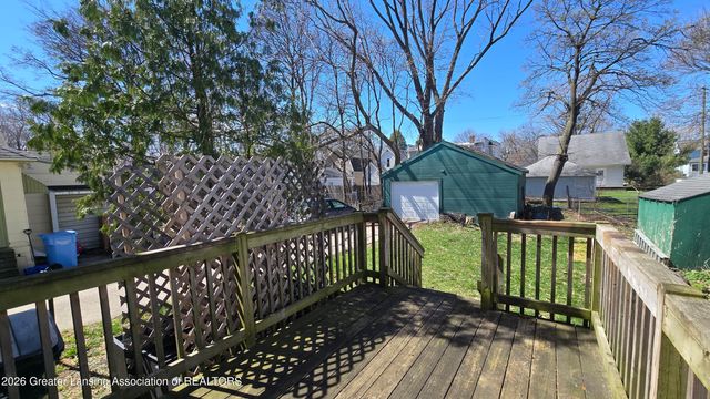 311 N Magnolia Avenue, Lansing, MI 48912