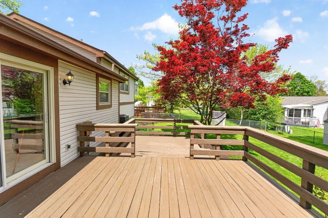 2040 Tuckaway Court, Columbus, OH 43228