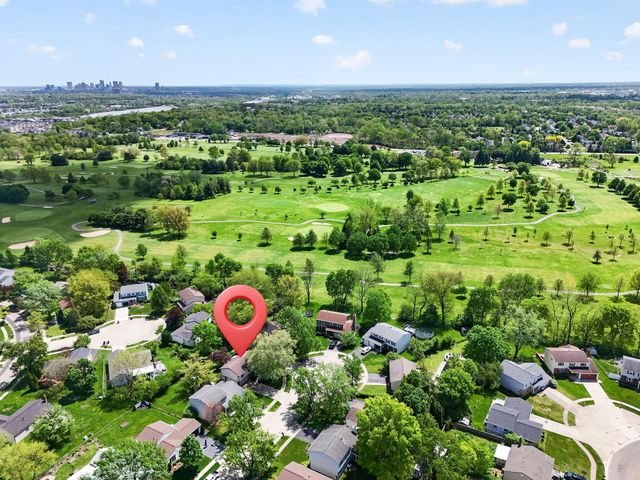 2040 Tuckaway Court, Columbus, OH 43228