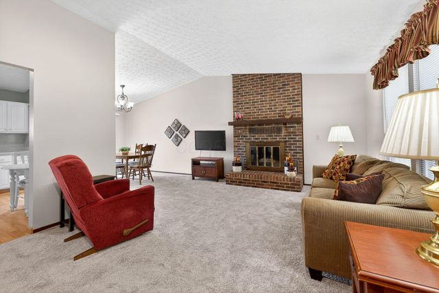 2040 Tuckaway Court, Columbus, OH 43228