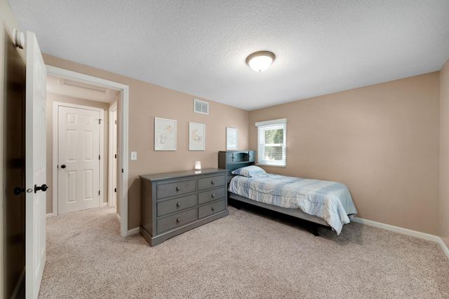 6962 Ideal Avenue S, Cottage Grove, MN 55016