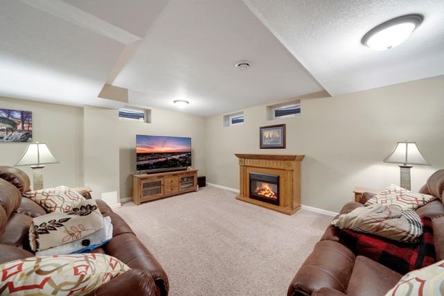 6962 Ideal Avenue S, Cottage Grove, MN 55016