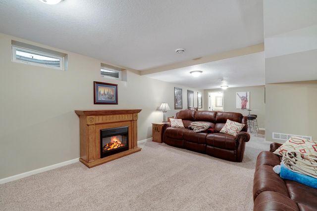 6962 Ideal Avenue S, Cottage Grove, MN 55016