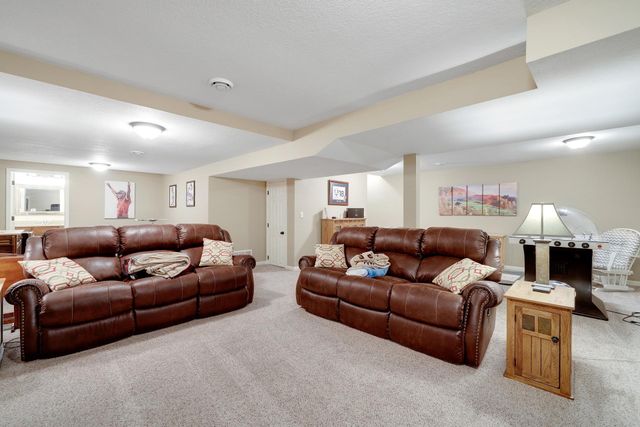 6962 Ideal Avenue S, Cottage Grove, MN 55016