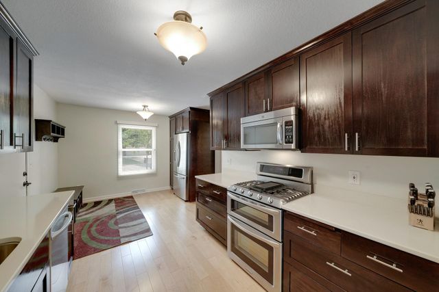 6962 Ideal Avenue S, Cottage Grove, MN 55016