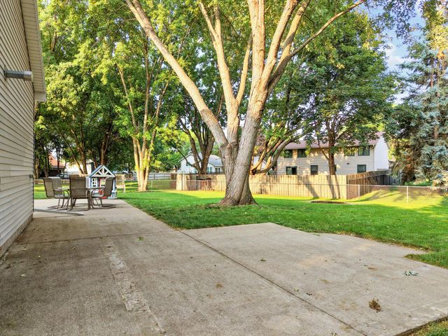 6962 Ideal Avenue S, Cottage Grove, MN 55016