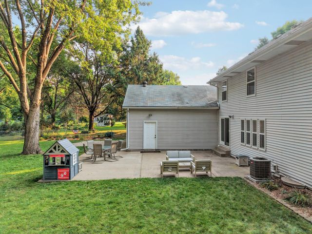 6962 Ideal Avenue S, Cottage Grove, MN 55016