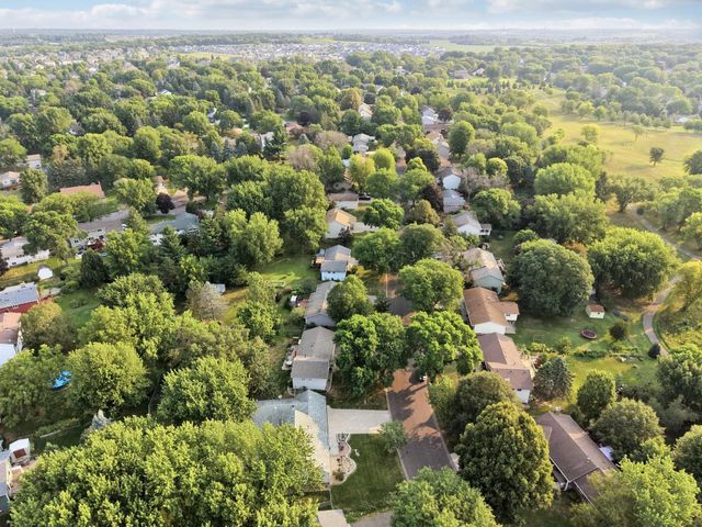 6962 Ideal Avenue S, Cottage Grove, MN 55016