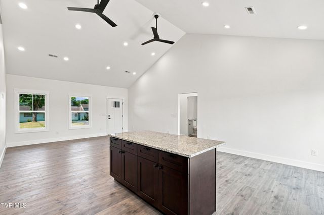124 Suncrest Street, Gray, TN 37615