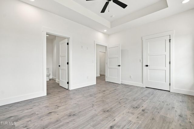 124 Suncrest Street, Gray, TN 37615