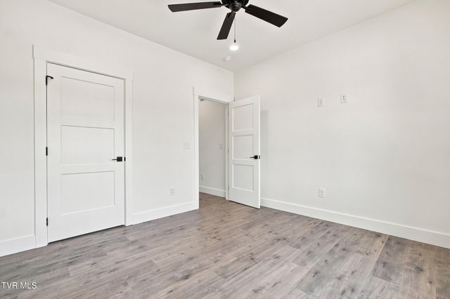 124 Suncrest Street, Gray, TN 37615