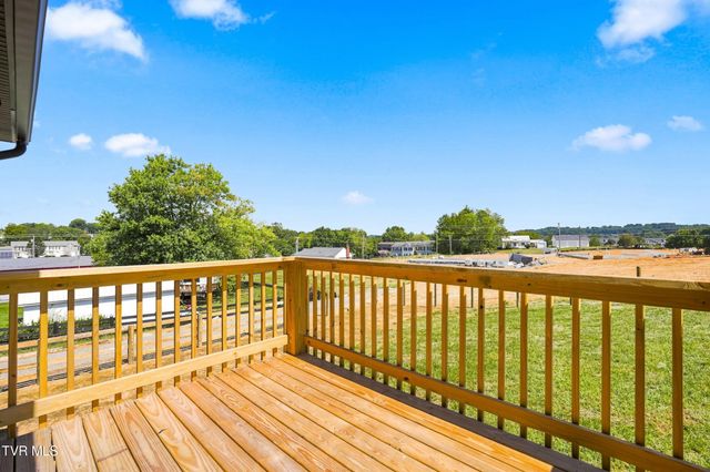 124 Suncrest Street, Gray, TN 37615