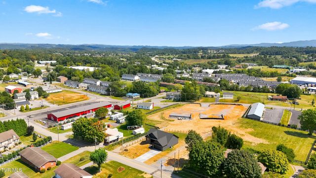 124 Suncrest Street, Gray, TN 37615