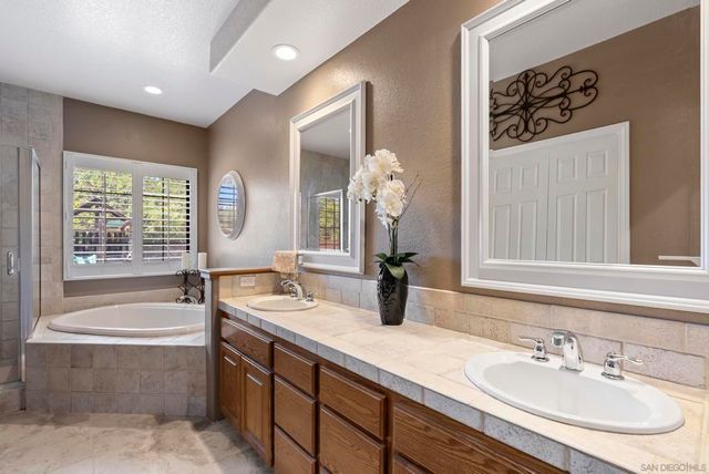 1677 Rancho Judith, Alpine, CA 91901