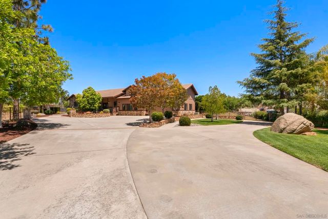 1677 Rancho Judith, Alpine, CA 91901