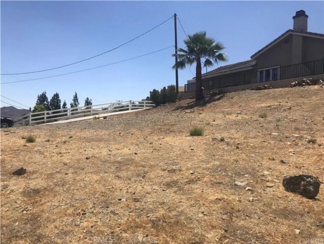 22747 Inspiration Point, Canyon Lake, CA 92587