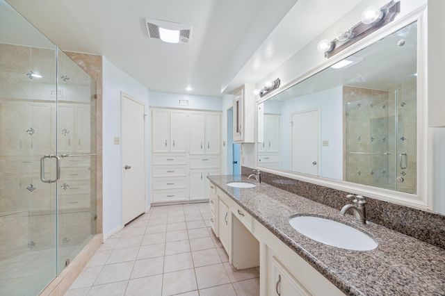 3423 Crow Valley Drive, Missouri City, TX 77459