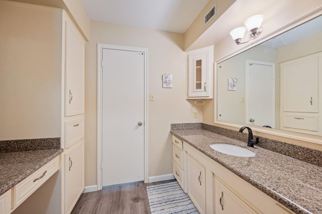 3423 Crow Valley Drive, Missouri City, TX 77459