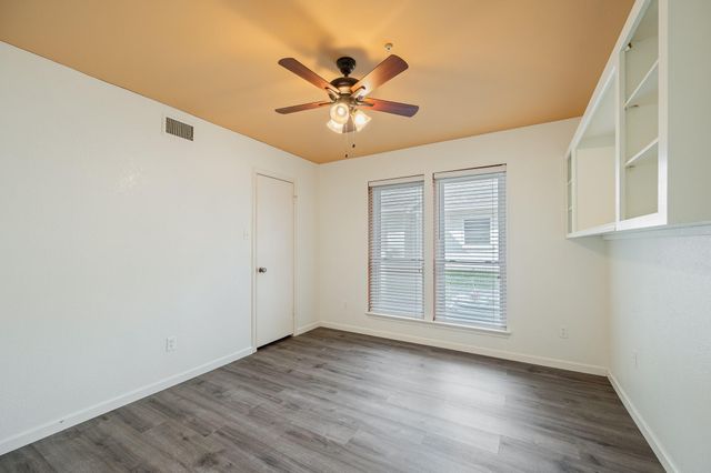 3423 Crow Valley Drive, Missouri City, TX 77459