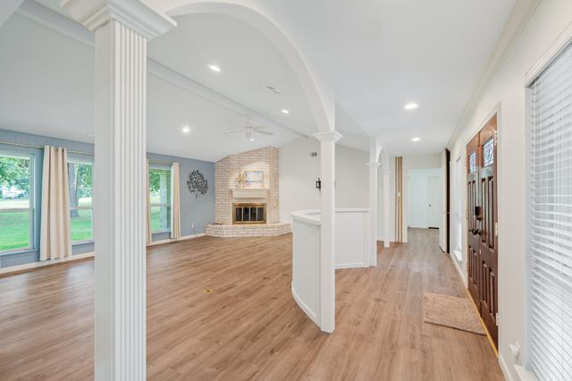 3423 Crow Valley Drive, Missouri City, TX 77459